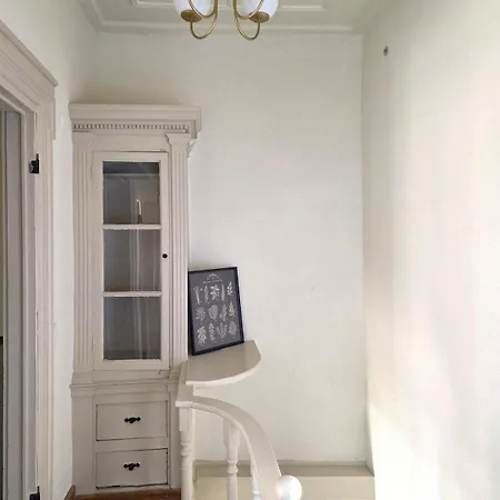 Historic Greek House With Sea View Balcony Vila