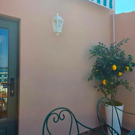 Historic Greek House With Sea View Balcony Vila *
